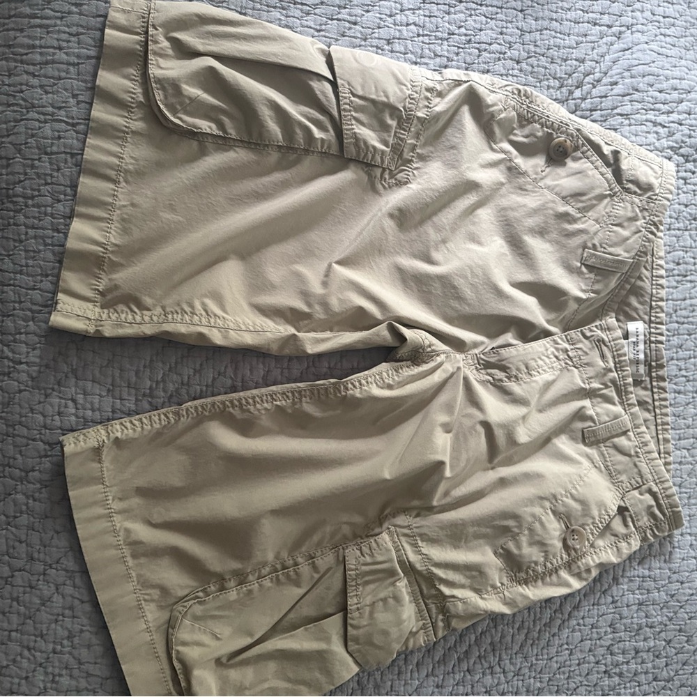 Banana Republic Women’s Beige Cargo Shorts